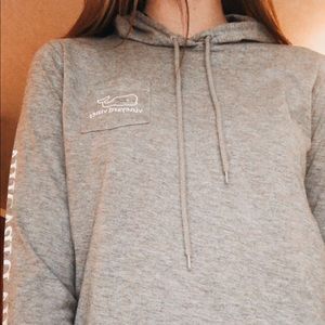 Women’s vineyard vine long sleeve